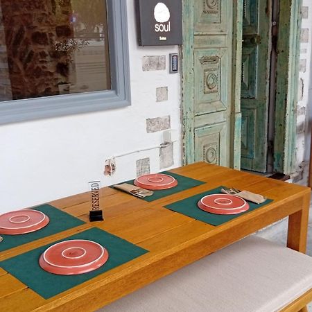 Syros Soul Luxury Suites Ermoupoli Exteriör bild