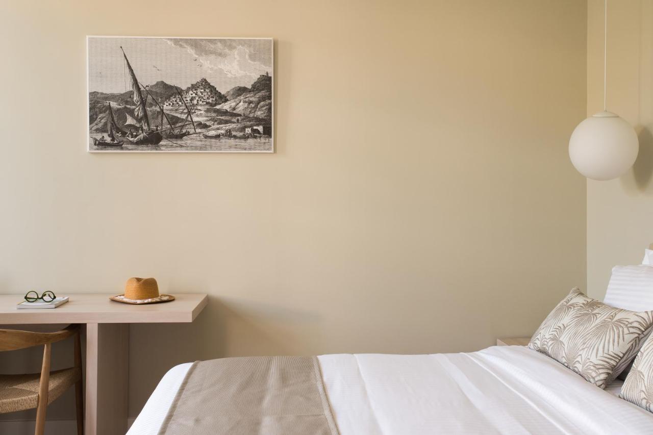 Syros Soul Luxury Suites Ermoupoli Exteriör bild