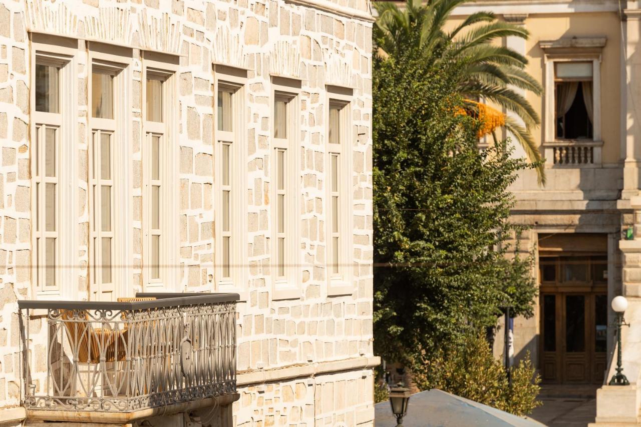 Syros Soul Luxury Suites Ermoupoli Exteriör bild