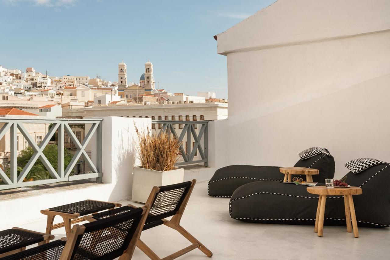 Syros Soul Luxury Suites Ermoupoli Exteriör bild