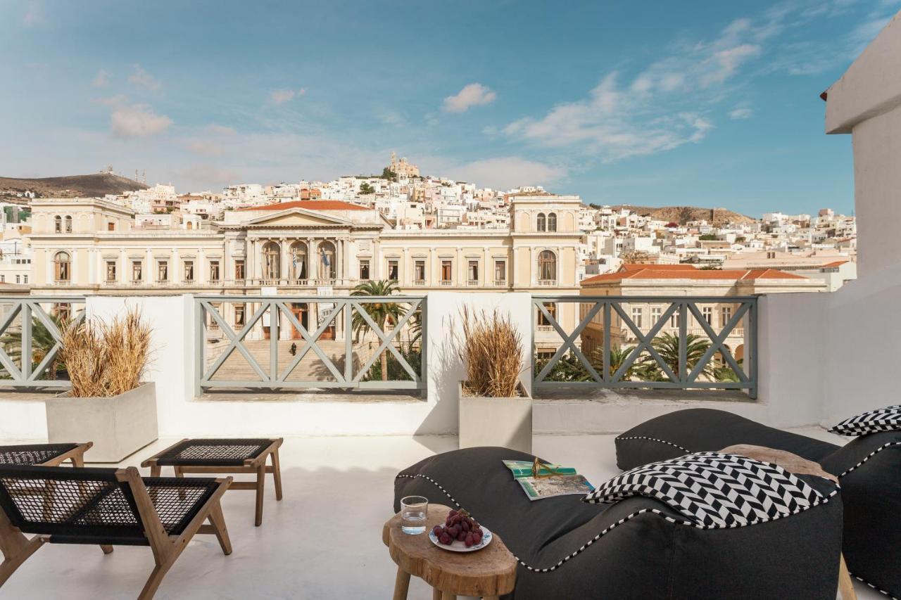 Syros Soul Luxury Suites Ermoupoli Exteriör bild