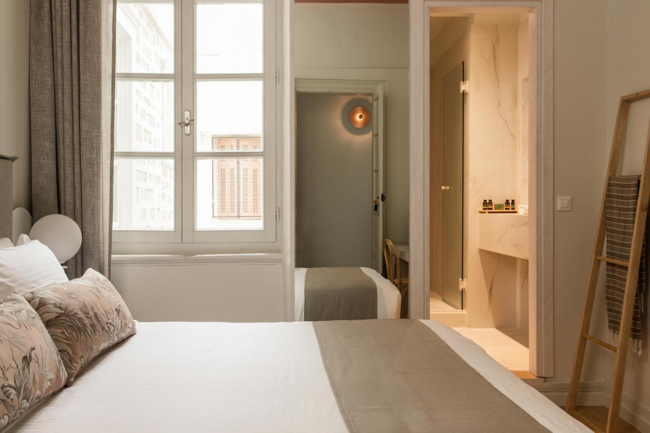 Syros Soul Luxury Suites Ermoupoli Exteriör bild