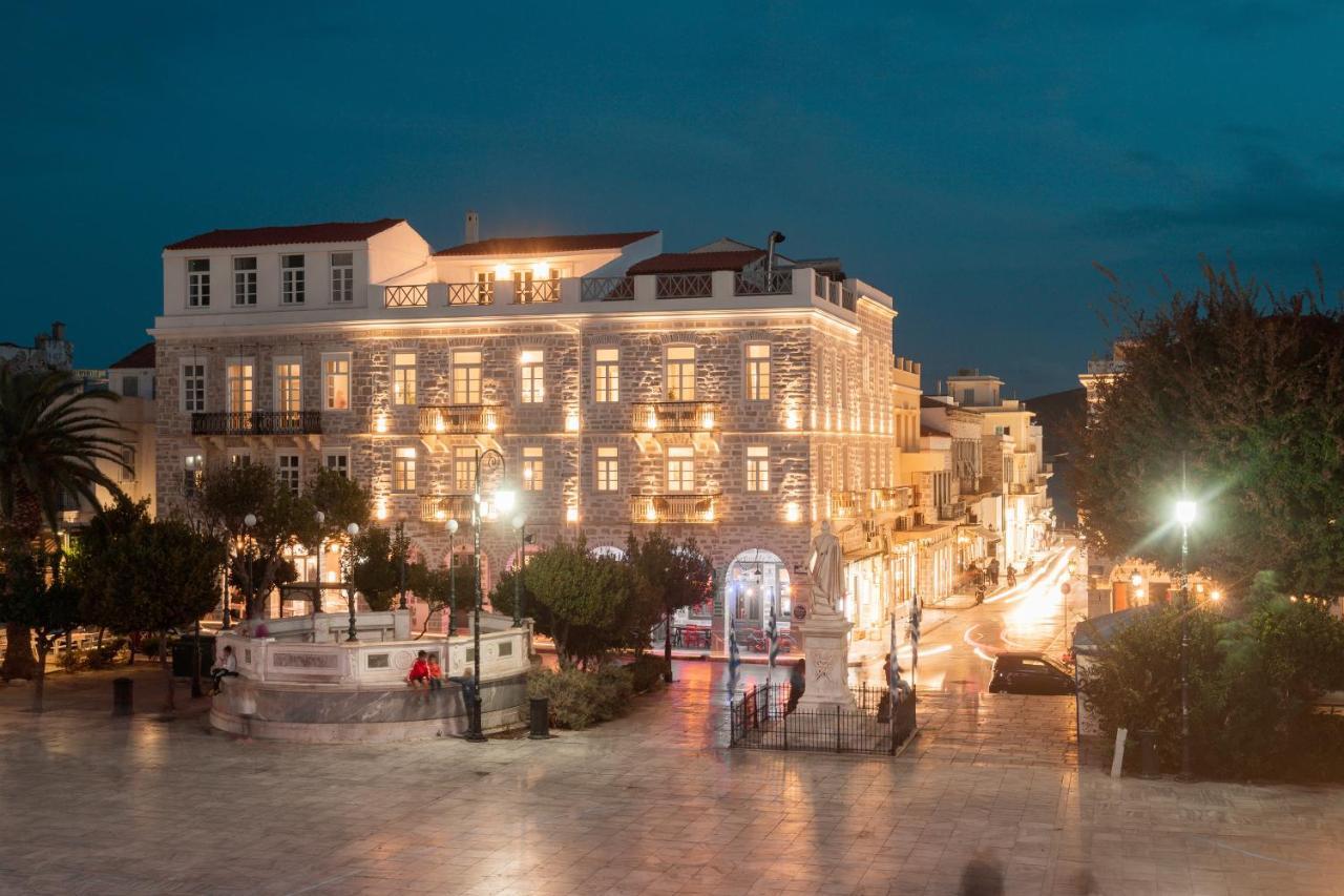 Syros Soul Luxury Suites Ermoupoli Exteriör bild