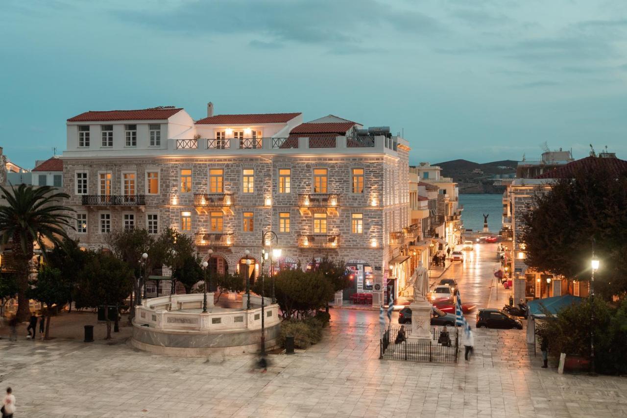 Syros Soul Luxury Suites Ermoupoli Exteriör bild